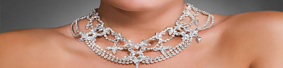 A beautiful diamond necklace